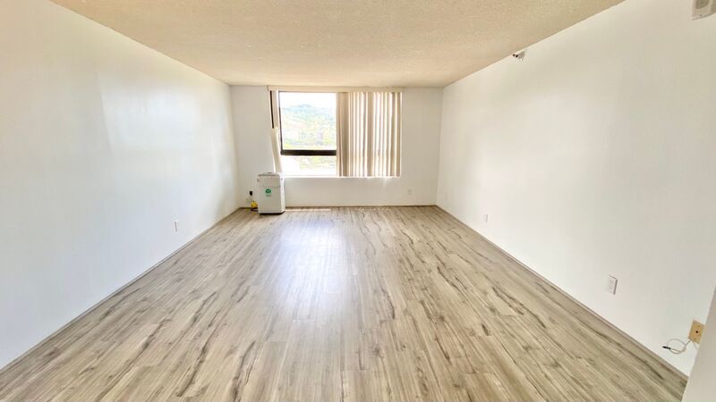 SPACIOUS STUDIO with 1-PARKING AVAILABLE IN KINGS GATE (Mo'ili'ili)! property image