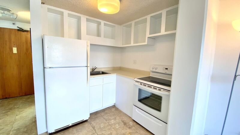 SPACIOUS STUDIO with 1-PARKING AVAILABLE IN KINGS GATE (Mo'ili'ili)! property image