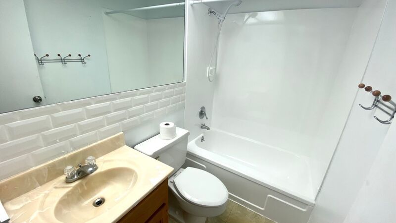 SPACIOUS STUDIO with 1-PARKING AVAILABLE IN KINGS GATE (Mo'ili'ili)! property image