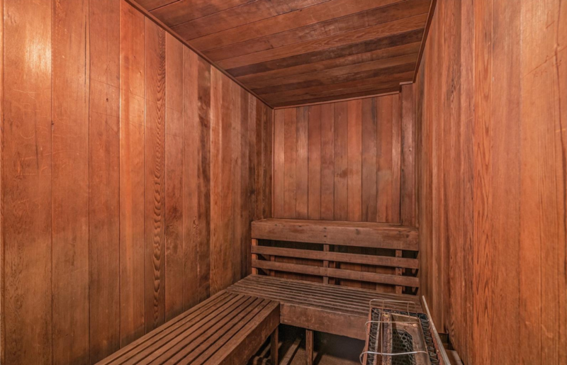 SPACIOUS STUDIO with 1-PARKING AVAILABLE IN KINGS GATE (Mo'ili'ili)! property image