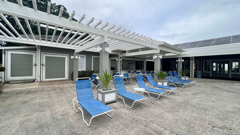 HIGHLY DESIRABLE 2 BEDROOM GROUND FLOOR UNIT AT CROSSPOINTE property image
