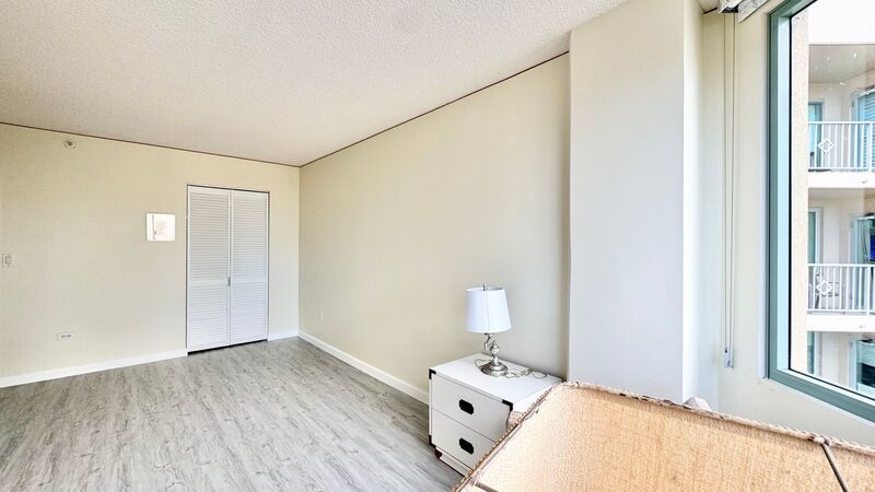 2 BEDROOM SENIOR LIVING FACILITY - ONE KALAKAUA property image