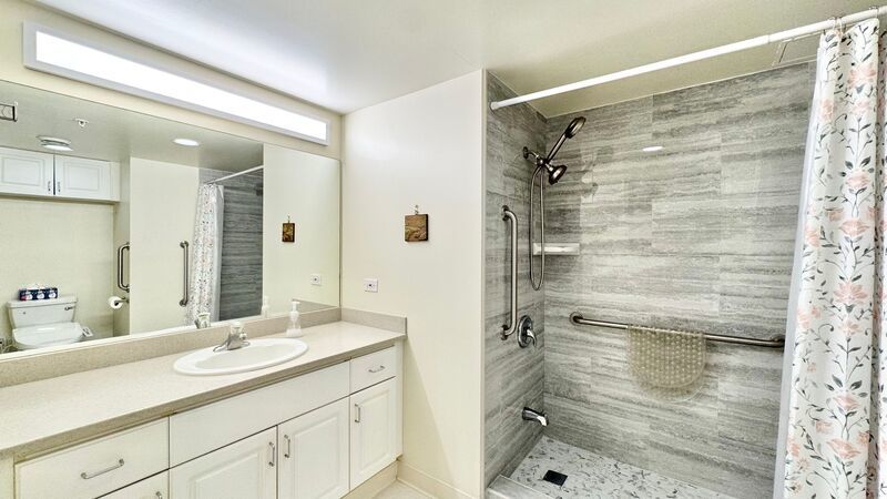 2 BEDROOM SENIOR LIVING FACILITY - ONE KALAKAUA property image