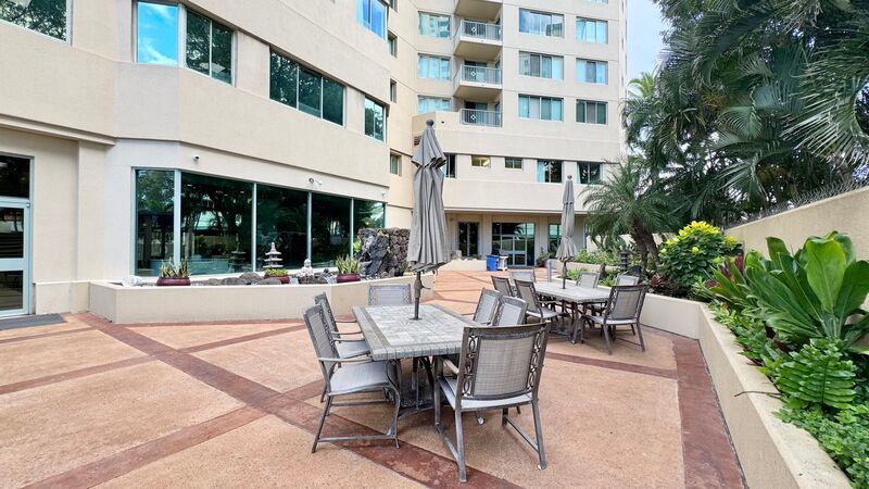 2 BEDROOM SENIOR LIVING FACILITY - ONE KALAKAUA property image