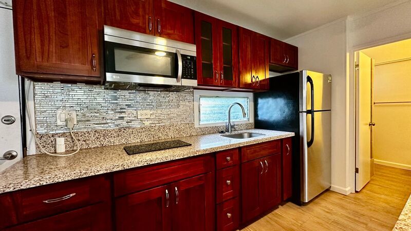 Available NOW - Ideally Located 1 Bedroom, 1 Bath, with 1 Assigned Parking Stall in Makiki property image
