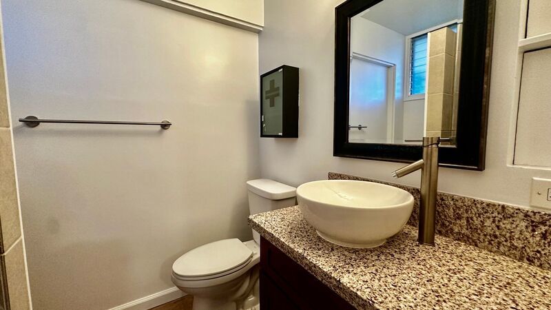 Available NOW - Ideally Located 1 Bedroom, 1 Bath, with 1 Assigned Parking Stall in Makiki property image