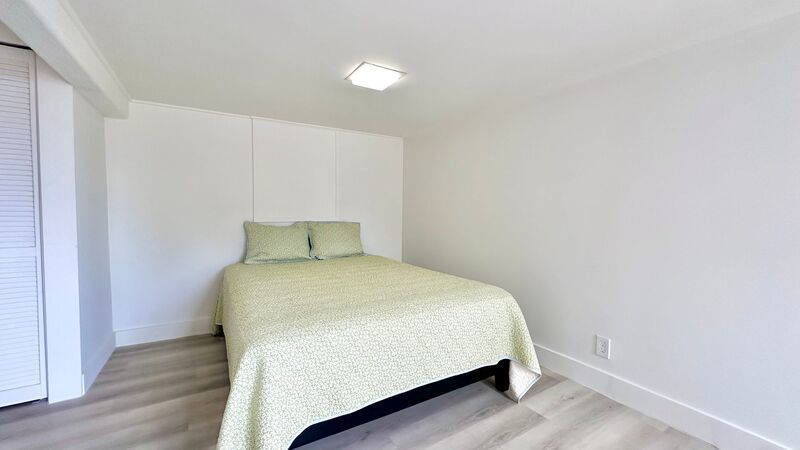 Available NOW - Newly Renovated Studio with 1 Bath & Washer/Dryer in Maunalani Heights! property image