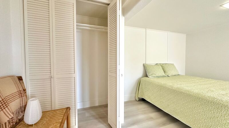 Available NOW - Newly Renovated Studio with 1 Bath & Washer/Dryer in Maunalani Heights! property image