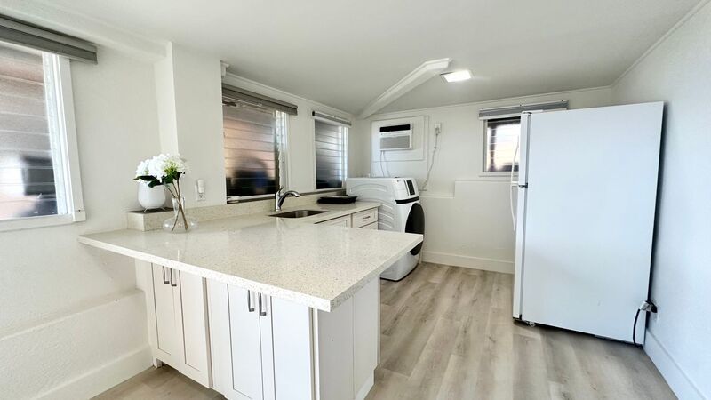 Available NOW - Newly Renovated Studio with 1 Bath & Washer/Dryer in Maunalani Heights! property image
