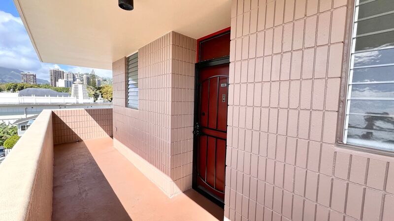 AVAILABLE NOW! 2-Bedroom, 2-Bath Corner Unit in a Convenient Location property image