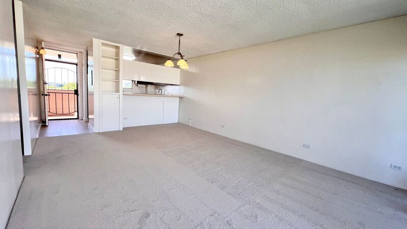 AVAILABLE NOW! 2-Bedroom, 2-Bath Corner Unit in a Convenient Location property image