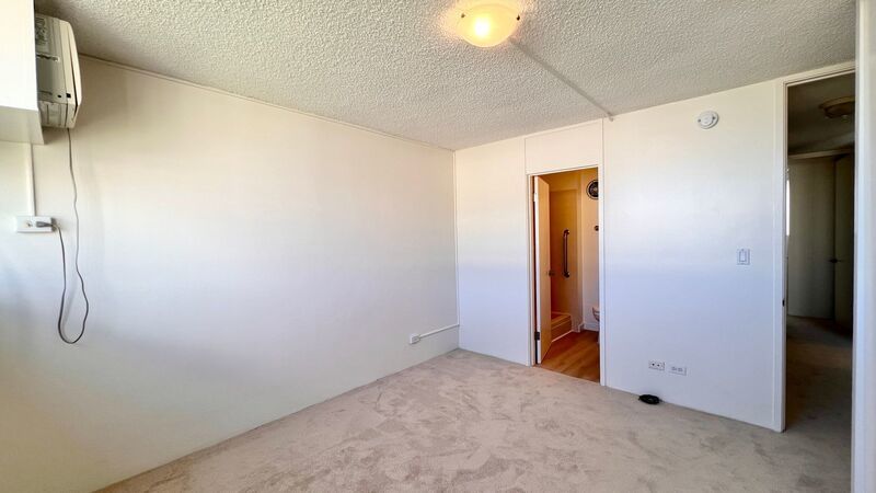 AVAILABLE NOW! 2-Bedroom, 2-Bath Corner Unit in a Convenient Location property image