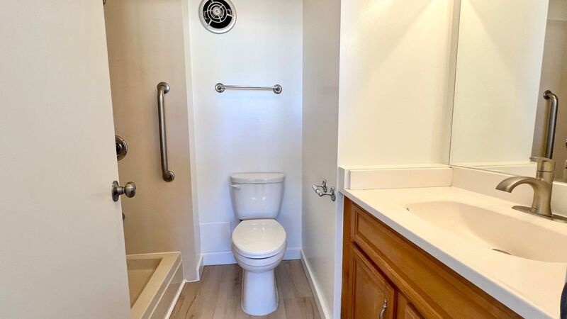 AVAILABLE NOW! 2-Bedroom, 2-Bath Corner Unit in a Convenient Location property image