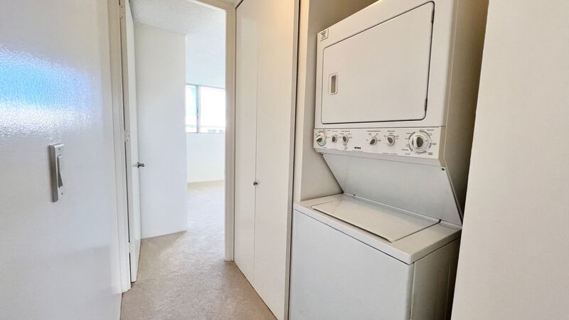 AVAILABLE NOW! 2-Bedroom, 2-Bath Corner Unit in a Convenient Location property image