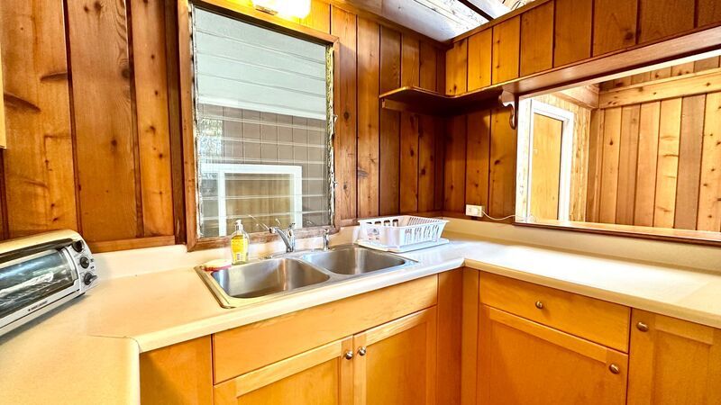 Available Now - Highly Desired 2 Bedroom, 1 Bath, Duplex in Manoa Valley! property image