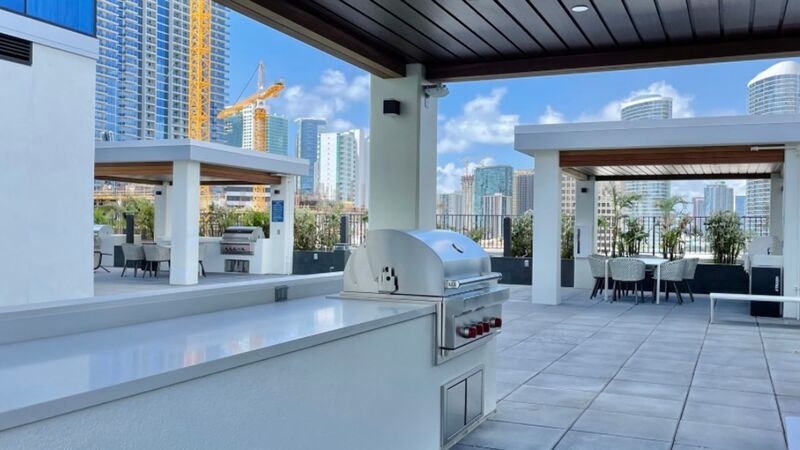 PET FRIENDLY! BEAUTIFUL 2 BEDROOM UNIT ON 29TH FLOOR property image