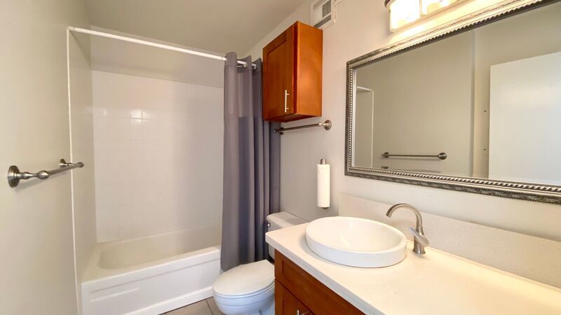 Views of Waikiki & Diamond Head - 1 Bed/1 Bath Located in the Summer Villa (Kapahulu) Available NOW! property image
