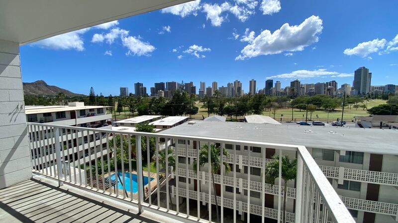 Views of Waikiki & Diamond Head - 1 Bed/1 Bath Located in the Summer Villa (Kapahulu) Available NOW! property image