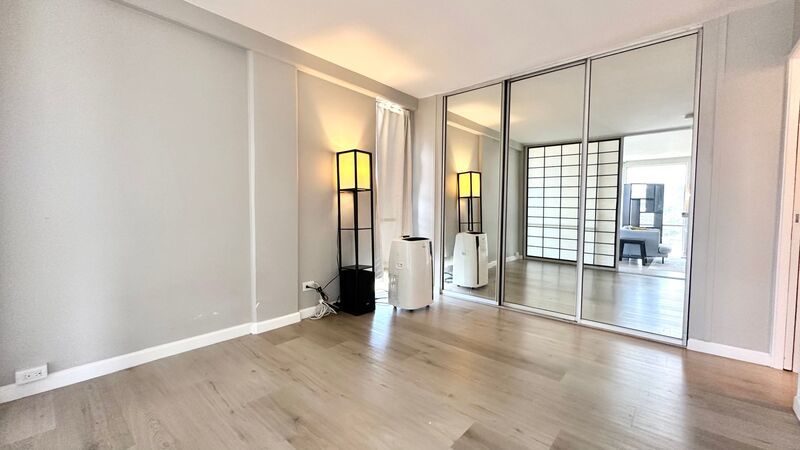 2 BED/1.5 BATH/1 PARKING in MAKIKI TOWERS! W/D INSIDE, LANAI, & VIEWS!! property image
