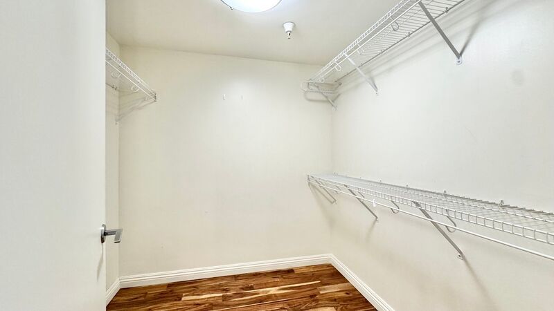 2 BEDROOM CONDO UNIT IN CONVENIENT DOWNTOWN HONOLULU - CAPITOL PLACE property image