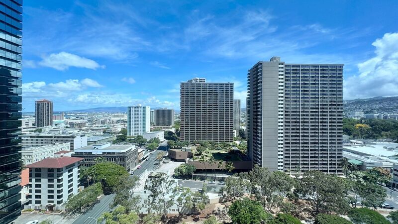 2 BEDROOM CONDO UNIT IN CONVENIENT DOWNTOWN HONOLULU - CAPITOL PLACE property image