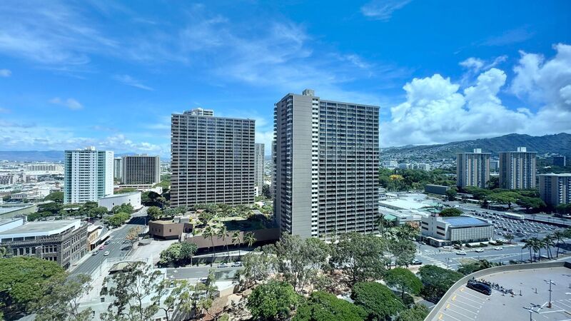 2 BEDROOM CONDO UNIT IN CONVENIENT DOWNTOWN HONOLULU - CAPITOL PLACE property image