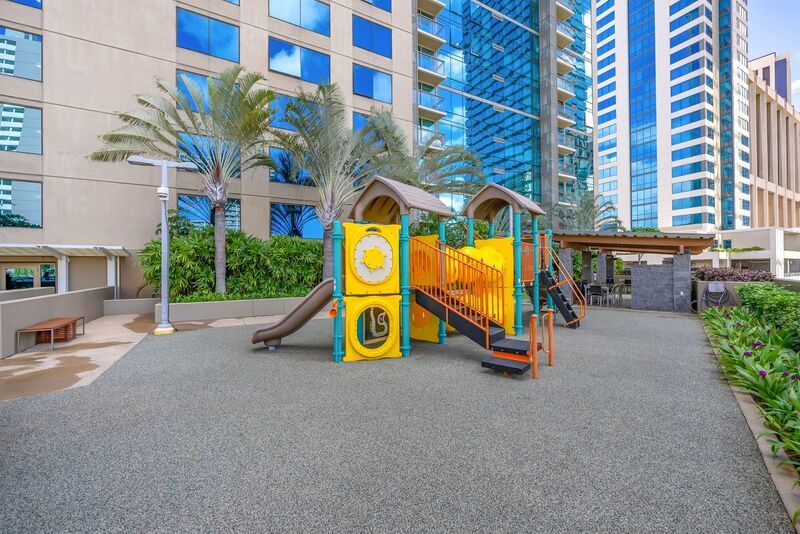2 BEDROOM CONDO UNIT IN CONVENIENT DOWNTOWN HONOLULU - CAPITOL PLACE property image