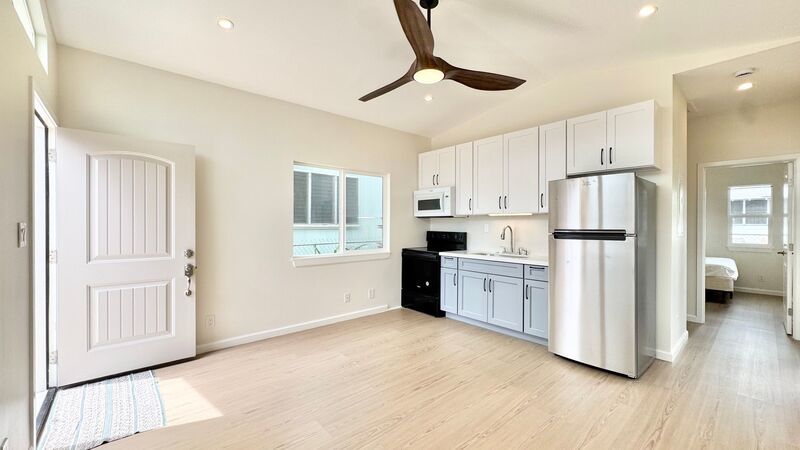 BRAND NEW 1 BED/1 BATH IN THE HEART OF KAILUA TOWN property image