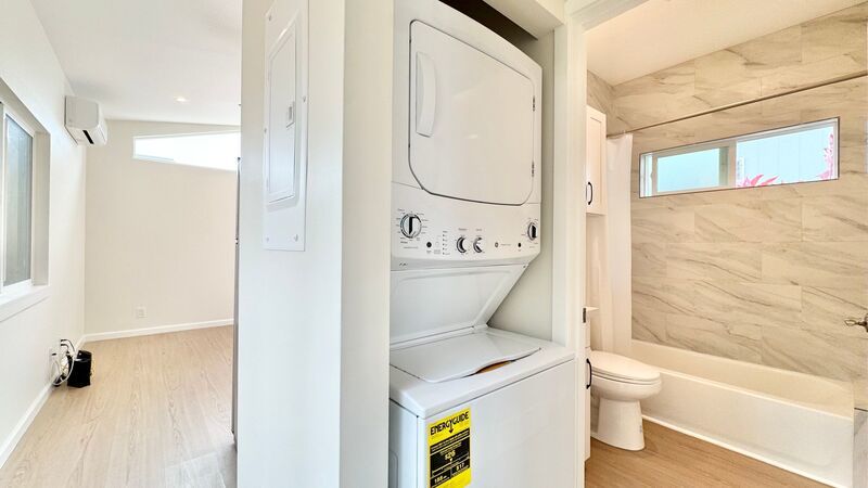 BRAND NEW 1 BED/1 BATH IN THE HEART OF KAILUA TOWN property image