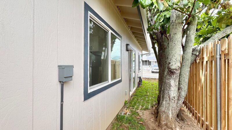 BRAND NEW 1 BED/1 BATH IN THE HEART OF KAILUA TOWN property image