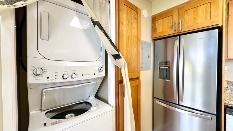 2 BED/2 BATH - Heritage House (Hawaii Kai) Lanai, AC, Washer/Dryer & Pet Friendly property image