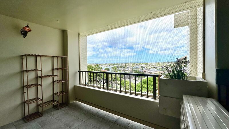 2 BED/2 BATH - Heritage House (Hawaii Kai) Lanai, AC, Washer/Dryer & Pet Friendly property image