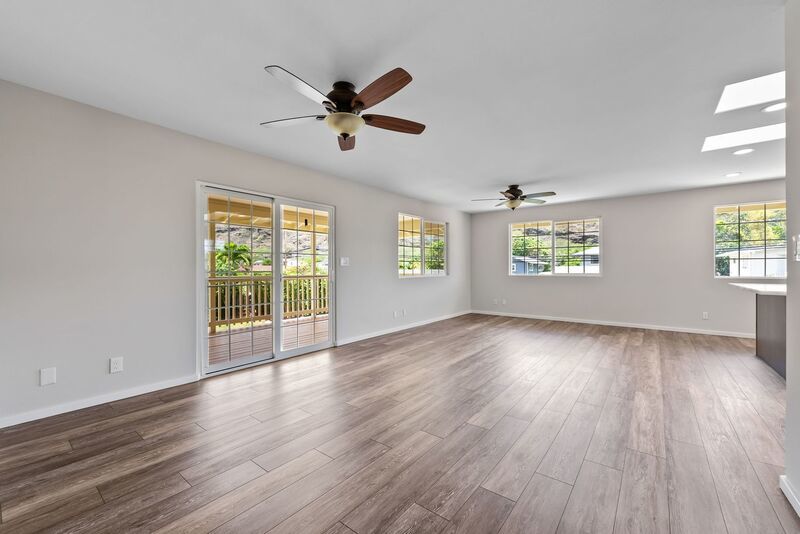 6 BED/3 BATH HOME in KULIOUOU VALLEY! Renovated with HUGE Backyard - Pet Friendly!! property image
