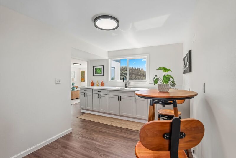 NEWLY REMODELED 6 BED/4.5 BATH HOME IN MOANALUA VALLEY! property image