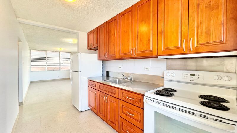 2 BEDROOM WALK-UP UNIT IN CONVENIENT MOILIILI property image