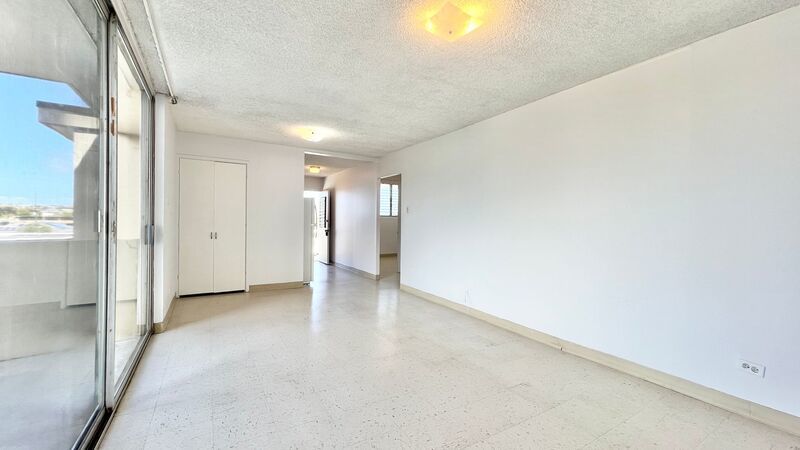 2 BEDROOM WALK-UP UNIT IN CONVENIENT MOILIILI property image