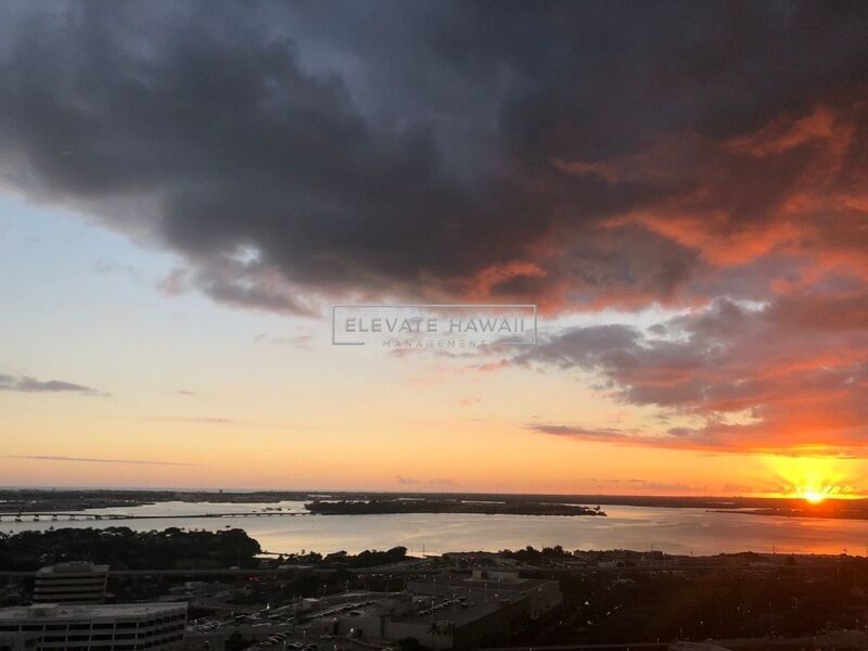 OCEAN VIEWS!! Pearl Regency 1 bed 1 bath 2 ASSIGNED PARKING STALLS, Immaculate Unit property image