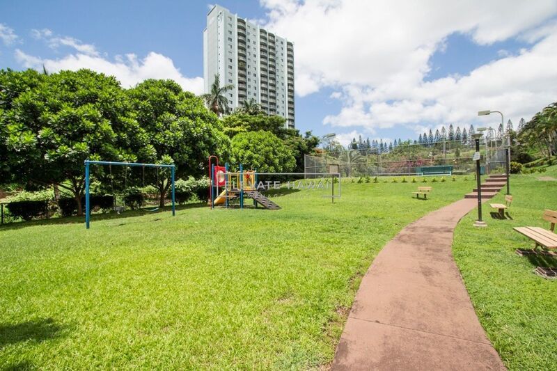 OCEAN VIEWS!! Pearl Regency 1 bed 1 bath 2 ASSIGNED PARKING STALLS, Immaculate Unit property image