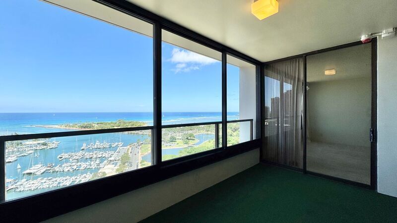 Available NOW - Highly Desired 2 BED 2 BATH Near Ala Moana property image
