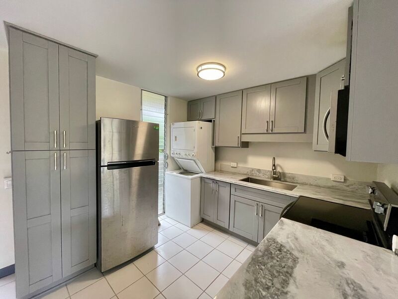 1Bed / 1Bath / 1Parking W/D In Unit! Waipio Acres- Waikalani Woodlands! property image