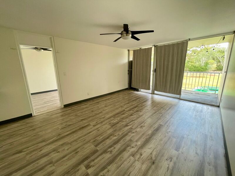 1Bed / 1Bath / 1Parking W/D In Unit! Waipio Acres- Waikalani Woodlands! property image