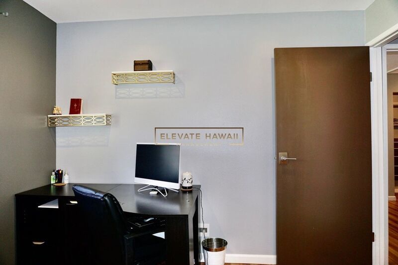 CHARMING & MODERN 2 BED 2 BATH 2 PARKING TOWNHOME IN WAIKELE! property image