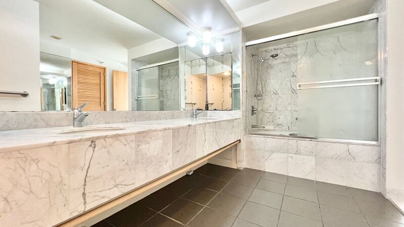 2-BED/2-BATH AVAILABLE AT NAURU TOWER near Ala Moana!! (HONOLULU) property image