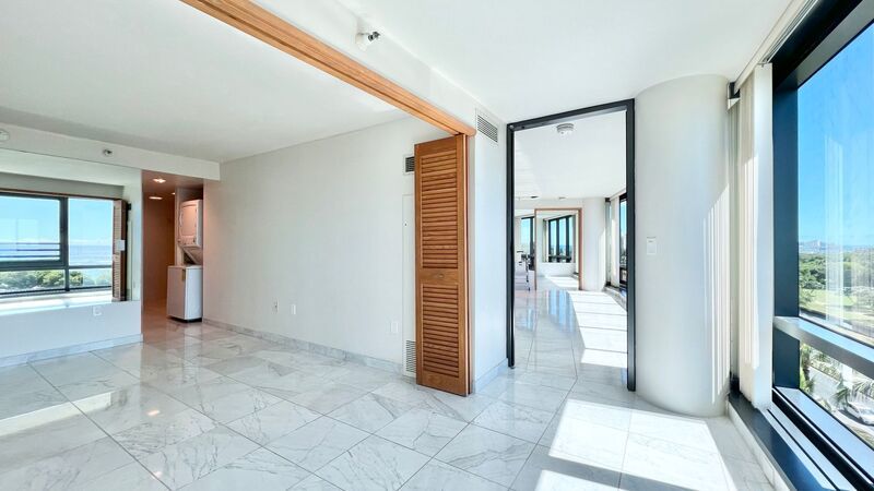 2-BED/2-BATH AVAILABLE AT NAURU TOWER near Ala Moana!! (HONOLULU) property image