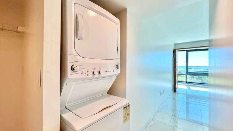 2-BED/2-BATH AVAILABLE AT NAURU TOWER near Ala Moana!! (HONOLULU) property image