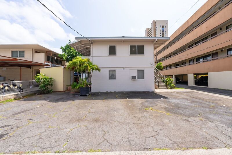 JUST RENOVATED! 2BD/1BA APT UNIT IN CONVENIENT KAPAHULU property image