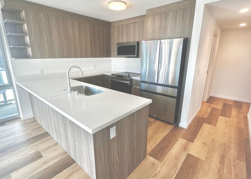 RARELY AVAIL 1 BED/1 BATH/1 PRKG OCEAN VIEWS IN THE PARK ON KE'EAUMOKU (Ala Moana) property image