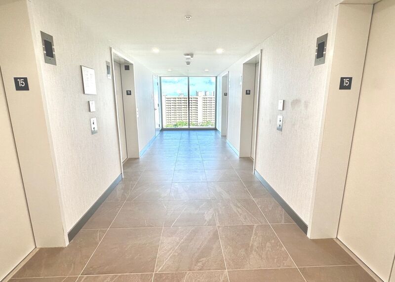 RARELY AVAIL 1 BED/1 BATH/1 PRKG OCEAN VIEWS IN THE PARK ON KE'EAUMOKU (Ala Moana) property image