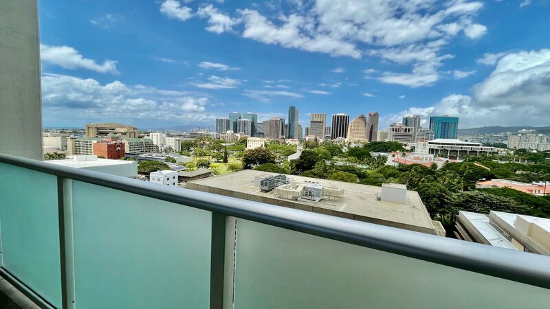 AVAILABLE NOW! - 801 SOUTH ST (KAKAAKO)!! GREAT LOCATION property image