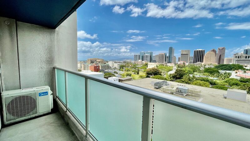 AVAILABLE NOW! - 801 SOUTH ST (KAKAAKO)!! GREAT LOCATION property image